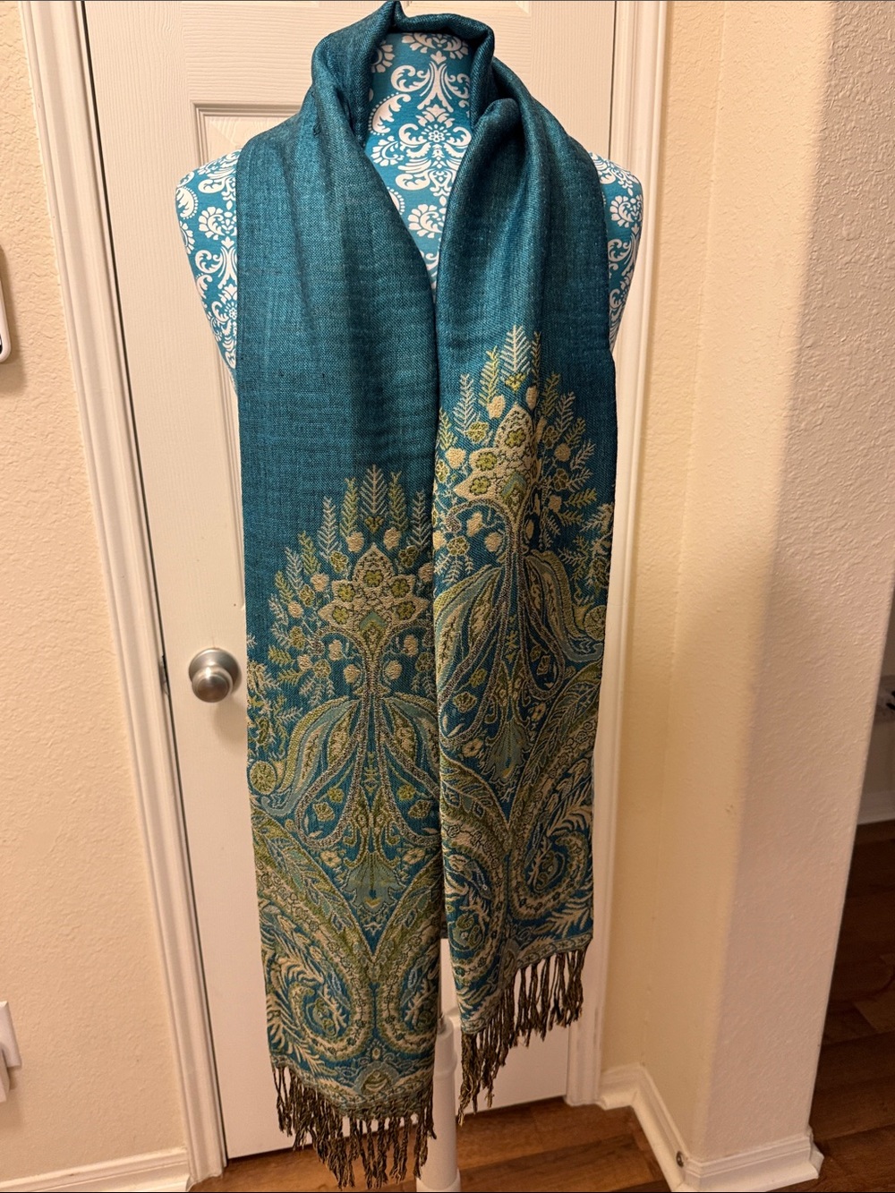 Elegant Teal Paisley Fringed Women's Wrap Scarf